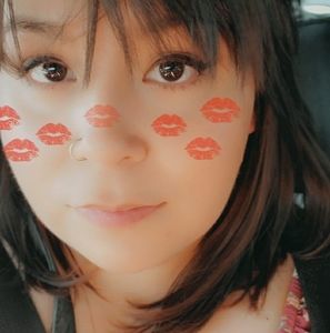 Meet your Posher, Annette